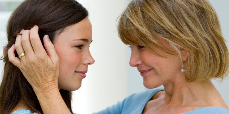 635836632124711023968634057_o-MOM-TEEN-DAUGHTER-facebook